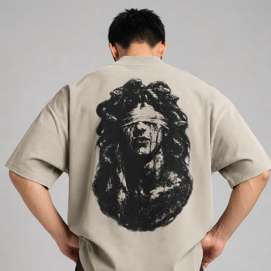Oversized High Neck Maedar T-shirt